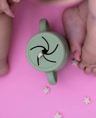 Baby's Way Convertible Snack Cup - 1